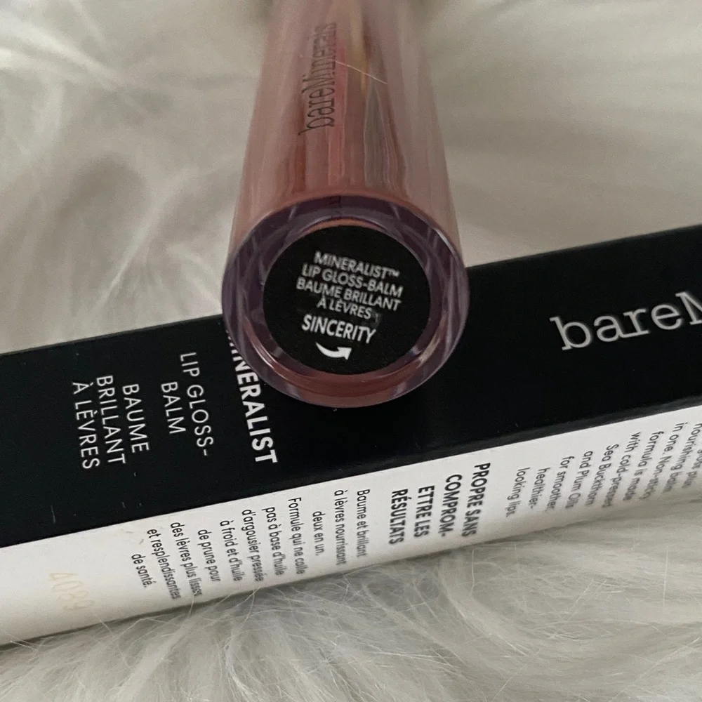 NIB bareMinerals lipgloss-Balm sincerity